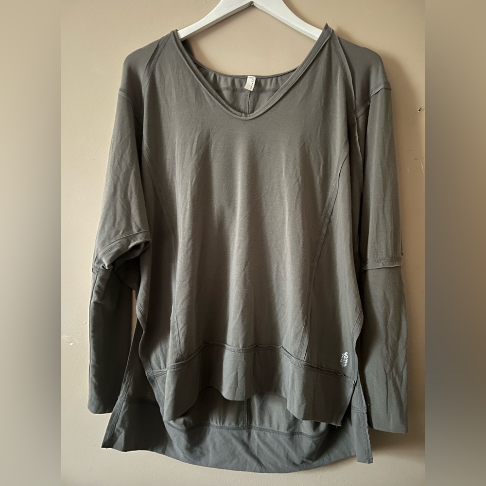 Free people fp movement Relaxed V-Neck Long Sleeve Top hoodie small soul circle - Picture 7 of 14